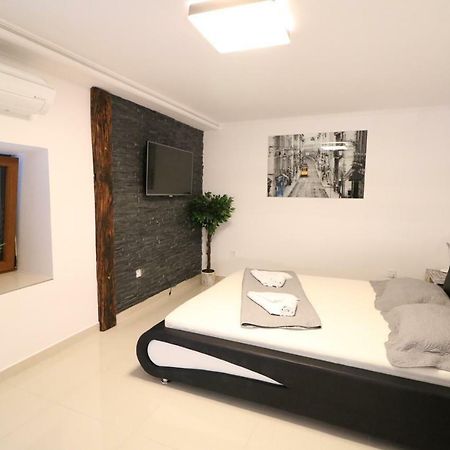 Apartment Porto With Terrace Baska  Exterior photo